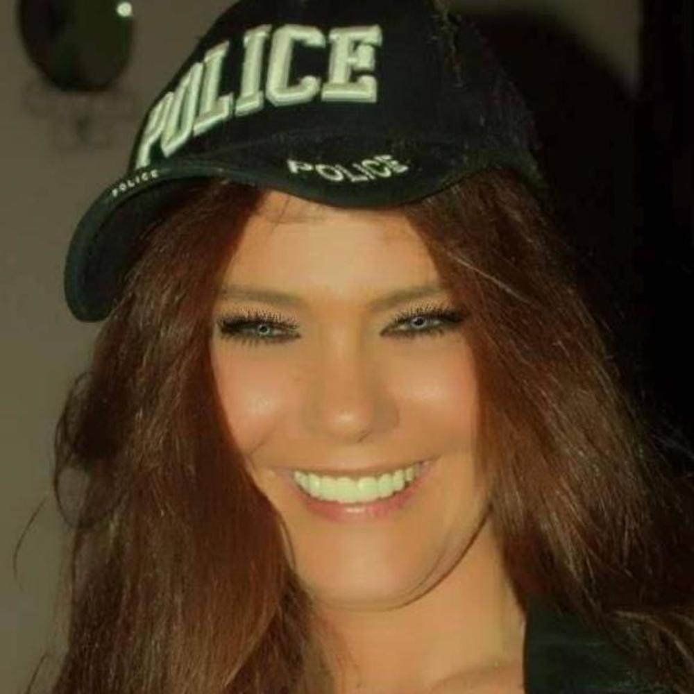 Meet your Posher, Kari